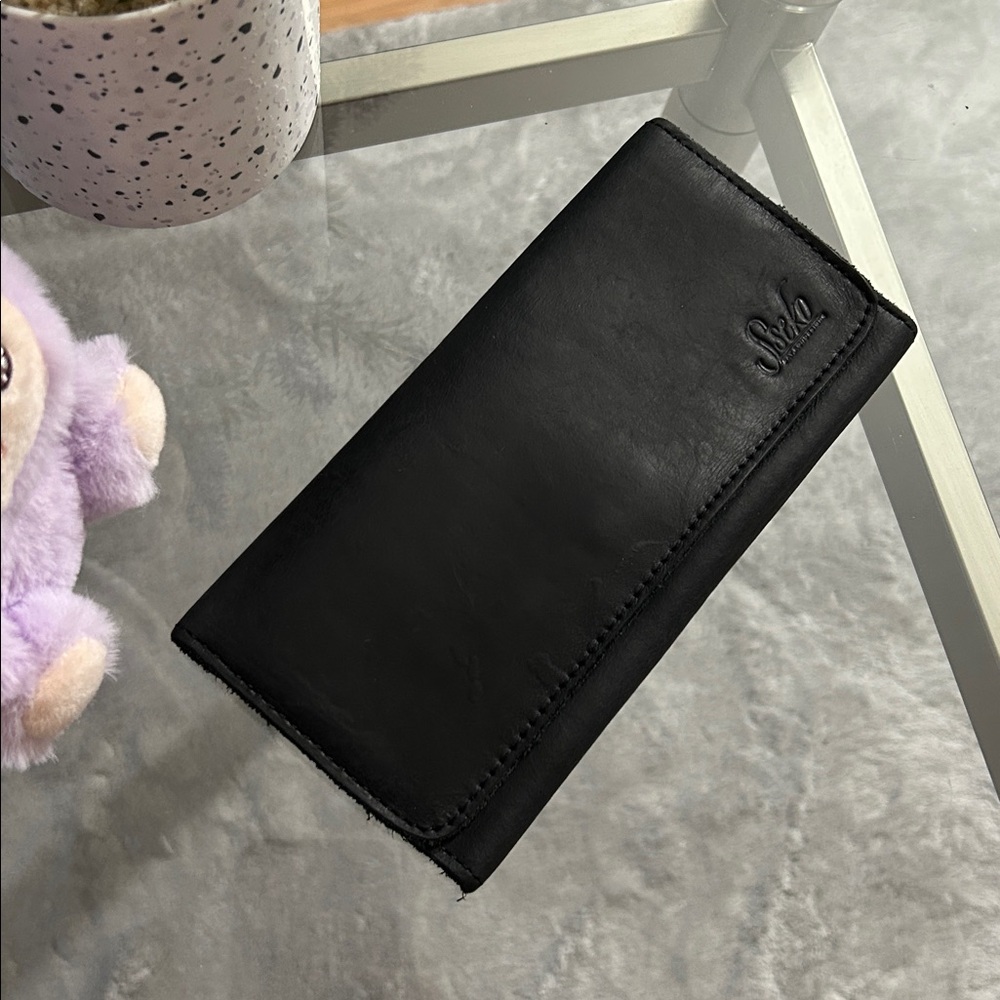 Sseko Black Leather Envelope credit card holder Wallet - Picture 8 of 8